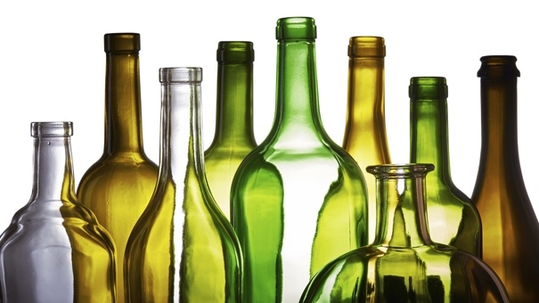 Beperkingen Trouw Uitputten 18 Smart Ways to Reuse Your Empty Glass Bottles